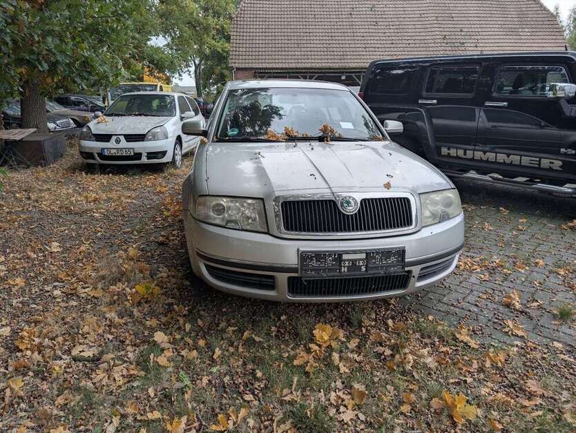 Skoda Superb 180.000 km 1.800 € Wardenburg II-West (Wardenburg) 26203