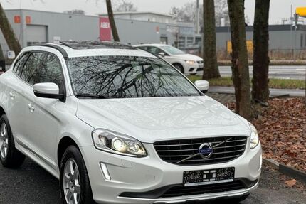 Volvo XC60 73.500 km 18.750 &euro; Köln 51107