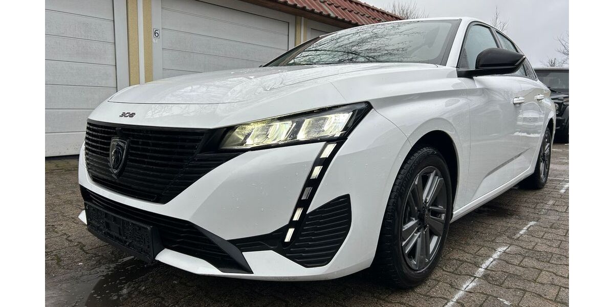 Peugeot 308 103.000 km 13.900 &euro; Berlin 13403