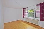 Helle 3,5-Zimmer-Wohnung mit großem Wintergarten und Privatgarten in ruhiger Lage