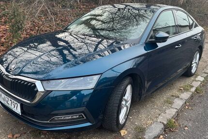 Skoda Octavia 99.990 km 21.299 € München 80331