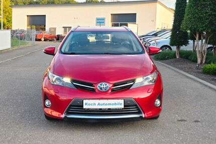 Toyota Auris 157.000 km 8.999 &euro; Notzingen 73274