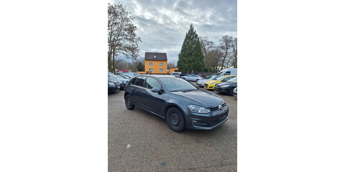 VW Golf 177.880 km 9.399 &euro; Bonn 53227