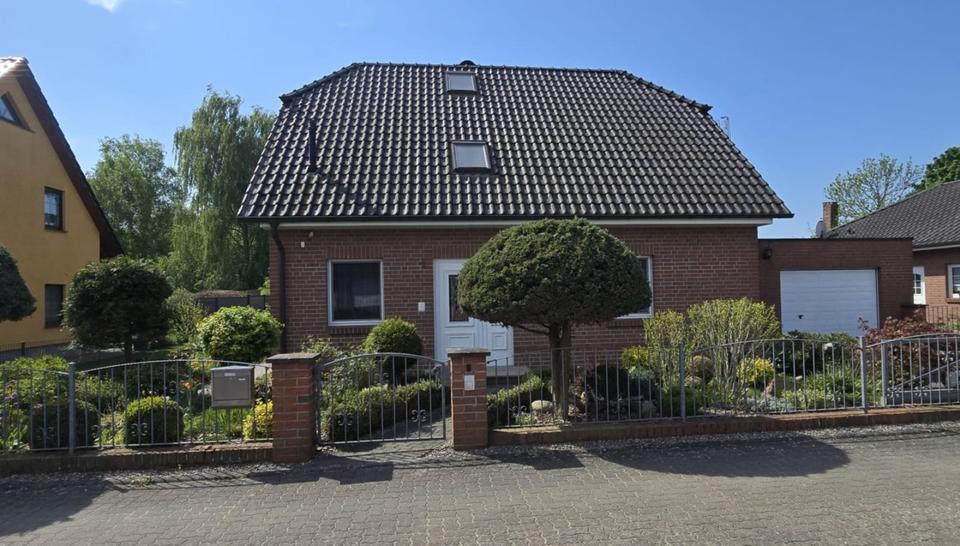 gepflegtes Eigenheim mit großer Garage und Garten in Pritzwalk 5 zimmer