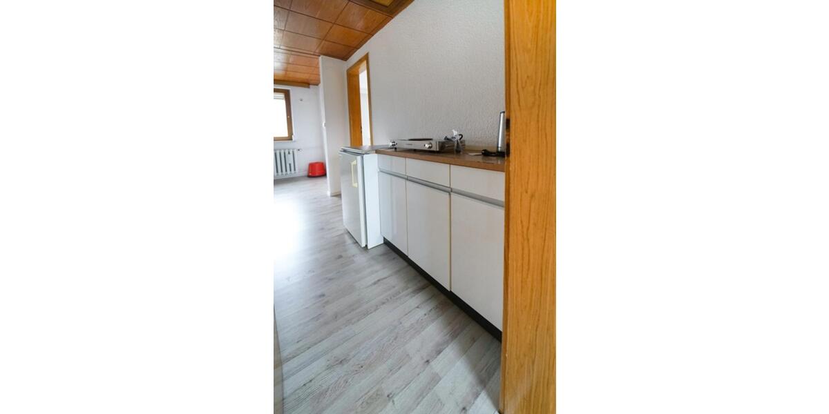 Etagenwohnung Dermbach - 2.5 Zimmer, 48 m&sup2;, 150&euro; | Angebot:25906031