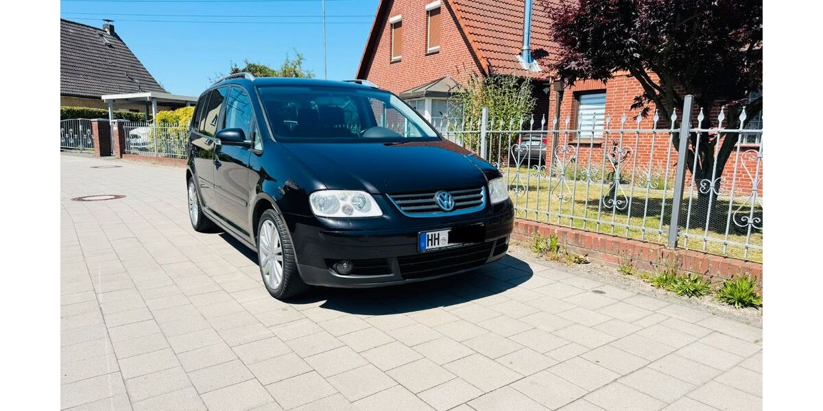 VW Touran 250.000 km 2.950 &euro; hamburg 22179