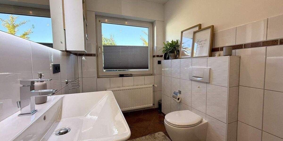 Mehrfamilienhaus, Wohnhaus Lotte Halen - 8 Zimmer, 193 m&sup2;, 549.000&euro; | Angebot:25673352