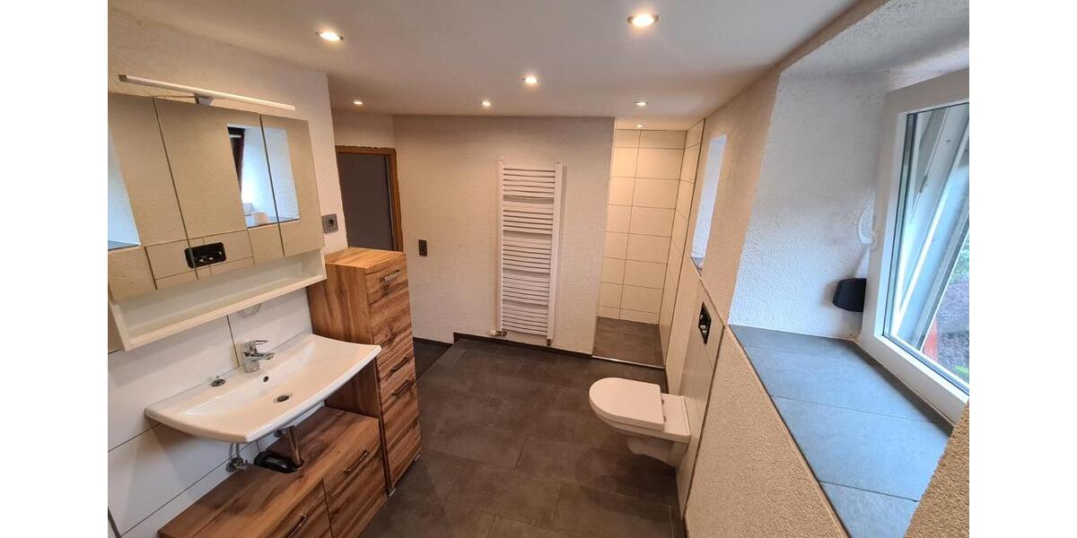 Doppelhaushälfte Illingen - 6 Zimmer, 135 m&sup2;, 199.000&euro; | Angebot:27034073