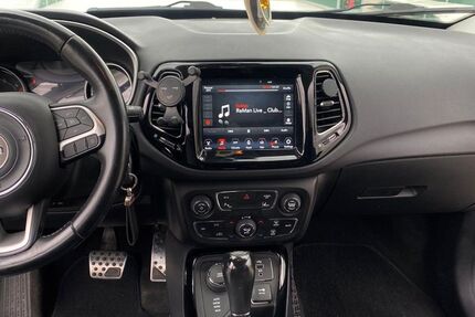 Jeep Compass 96.000 km 17.900 € Zell Am Main 97299