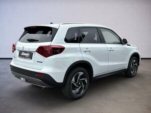 Suzuki Vitara 1.4 Boosterjet Automatik Comfort+ ALLGRIP 2.000 km 27.460 € Höhenkirchen-Siegertsbrun 85635
