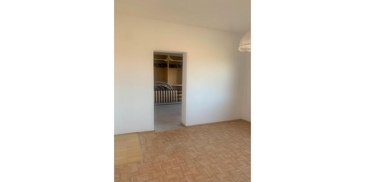 Einfamilienhaus Jüterbog - 7 Zimmer, 147 m&sup2;, 249.000&euro; | Angebot:20011734