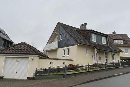 Haus Korbach - 4 Zimmer, 156 m&sup2;, 1.550&euro; | Angebot:25901038