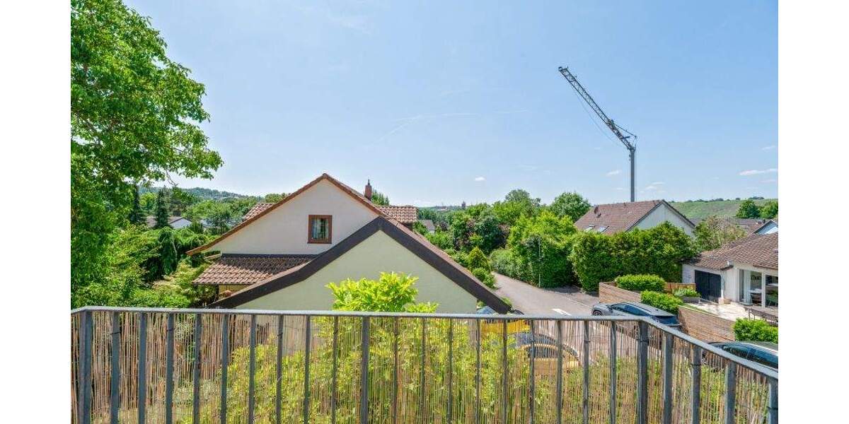 Einfamilienhaus Besigheim - 8 Zimmer, 168 m&sup2;, 695.000&euro; | Angebot:25385178