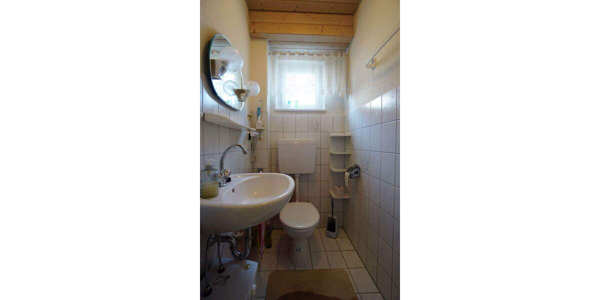 Reihenmittelhaus Reutlingen Römerschanze - 4 Zimmer, 86 m&sup2;, 265.000&euro; | Angebot:25915986