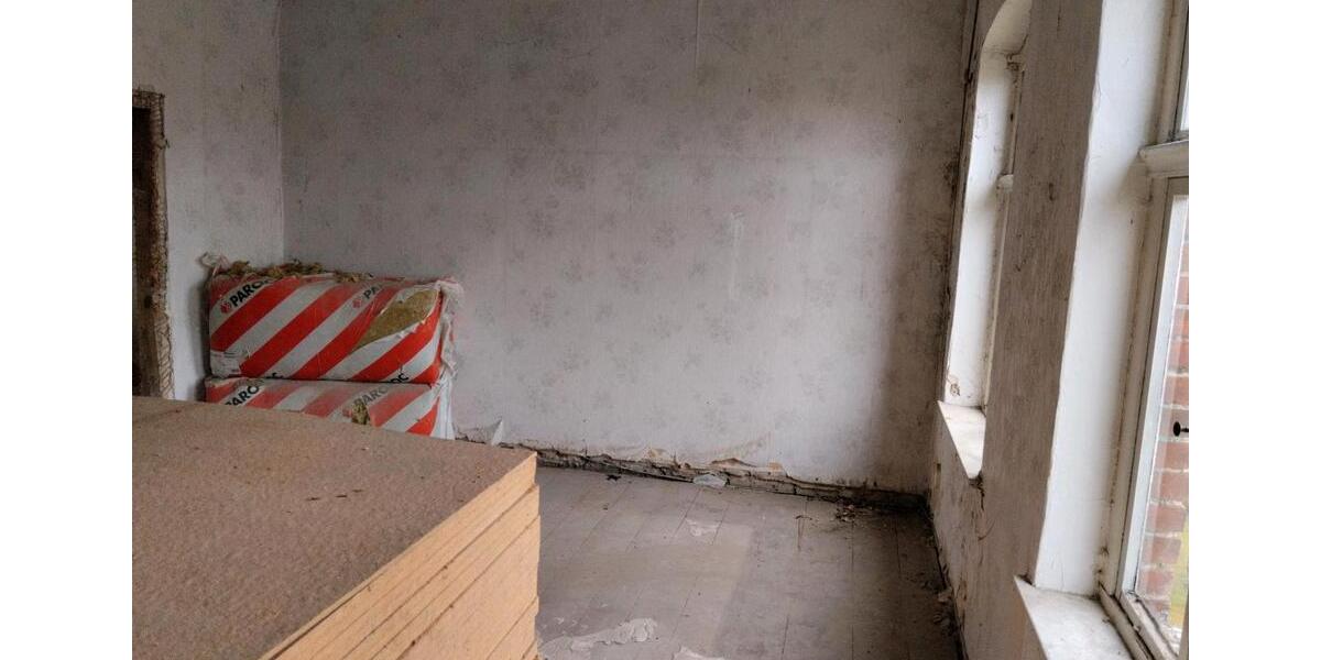 Mehrfamilienhaus, Wohnhaus Grabow - 8 Zimmer, 240 m&sup2;, 82.000&euro; | Angebot:26073981