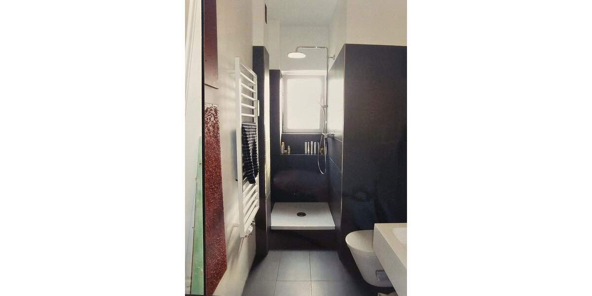 Klassische Altbauwohnung in ruhiger, zentraler Lage von Hamburg-Wandsbek 3 zimmer