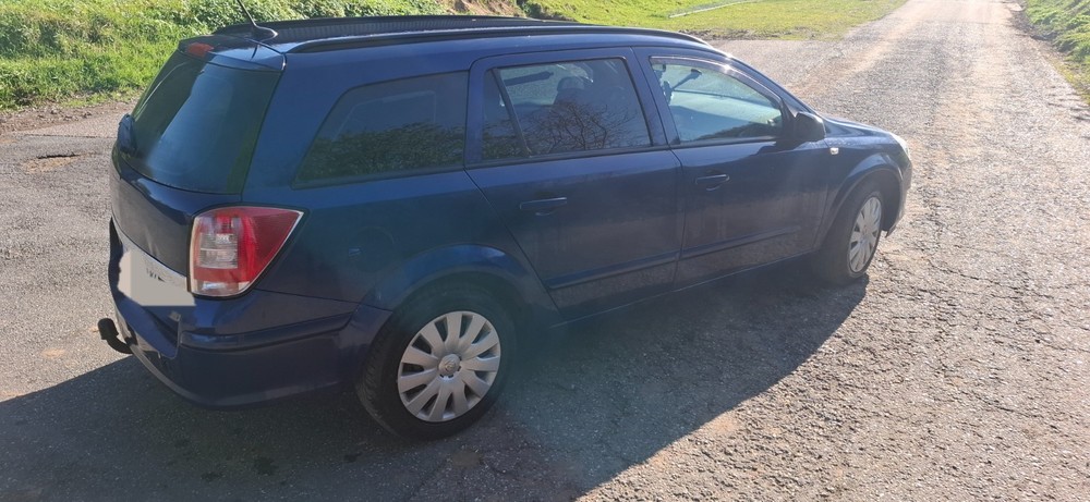 Opel Astra H Caravan 284.000 km 1.900 &euro; Seedorf 23823