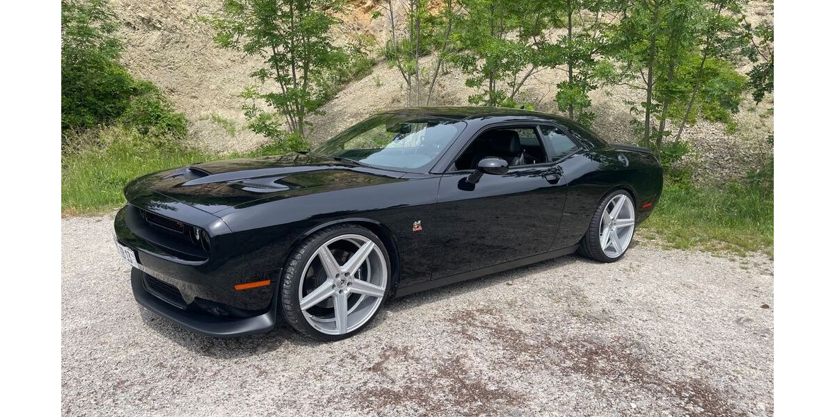 Dodge Challenger 35.000 km 49.500 &euro; Treffurt 99830