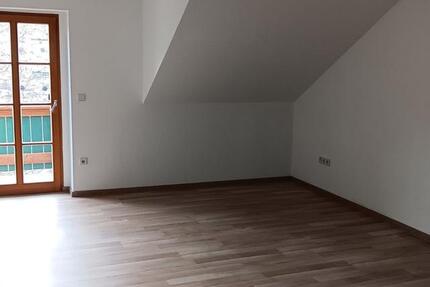Charmante 1-Raum-Wohnung mit Balkon in Meißen – Barrierefrei & mit Aufzug