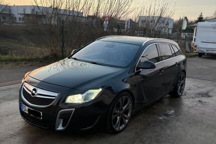 Opel Insignia 159.000 km 10.950 &euro; Bordesholm 24582
