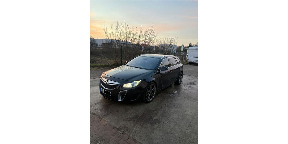 Opel Insignia 159.000 km 10.950 &euro; Bordesholm 24582