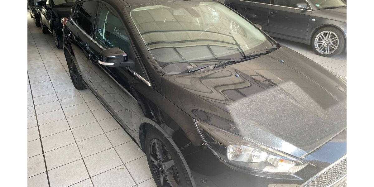 Ford Focus 131.000 km 5.350 &euro; Fürth 90763