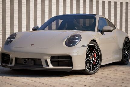 Porsche 992 2.980 km 178.930 &euro; Berlin 10587