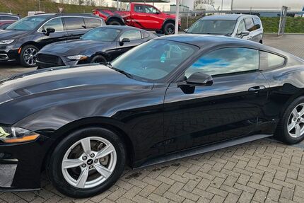 Ford Mustang 30.403 km 18.900 &euro; Erlensee 63526
