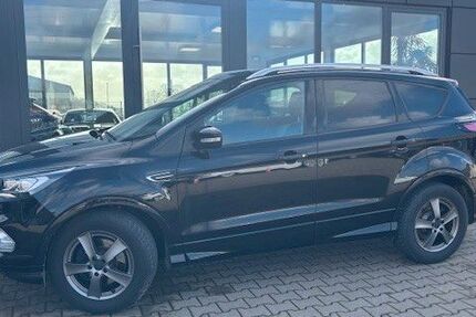 Ford Kuga 85.000 km 19.999 &euro; Damme 49401