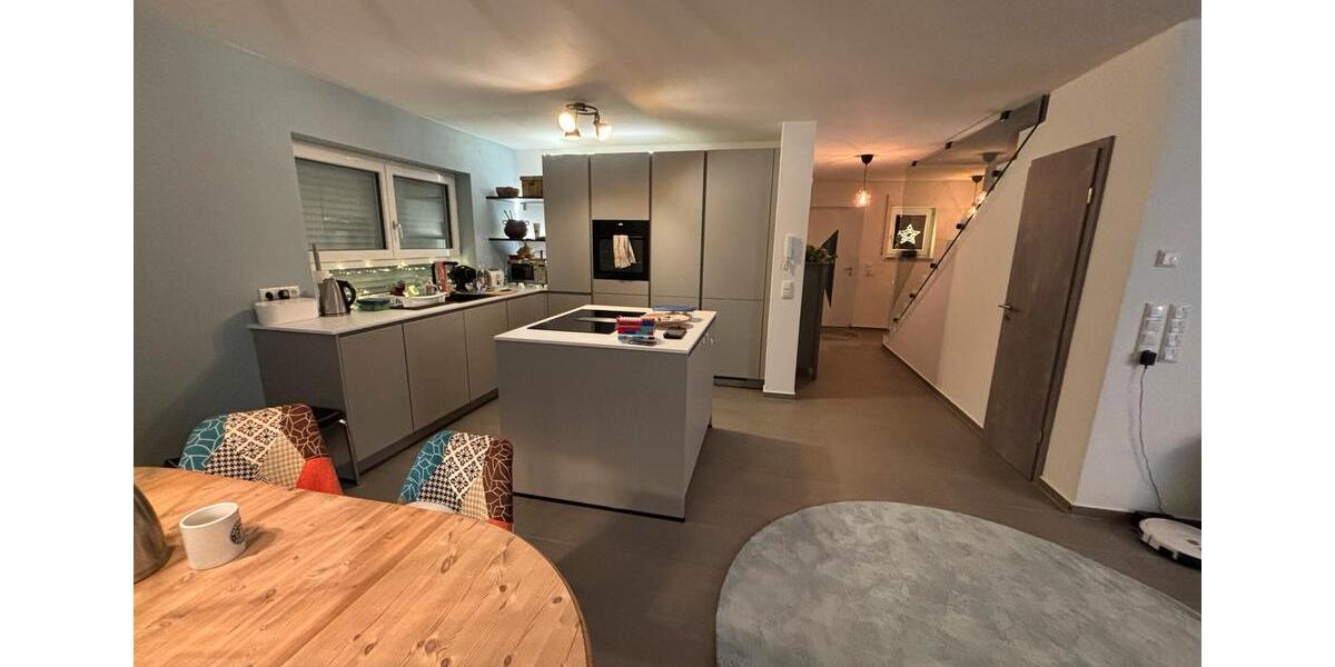Einfamilienhaus Hohenburg - 6 Zimmer, 154 m&sup2;, 1.800&euro; | Angebot:26677327