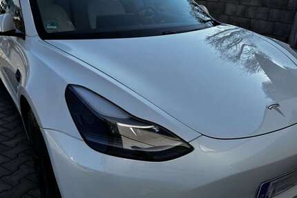 Tesla Model 3 97.000 km 29.950 &euro; Hilgertshausen-Tandern 86567