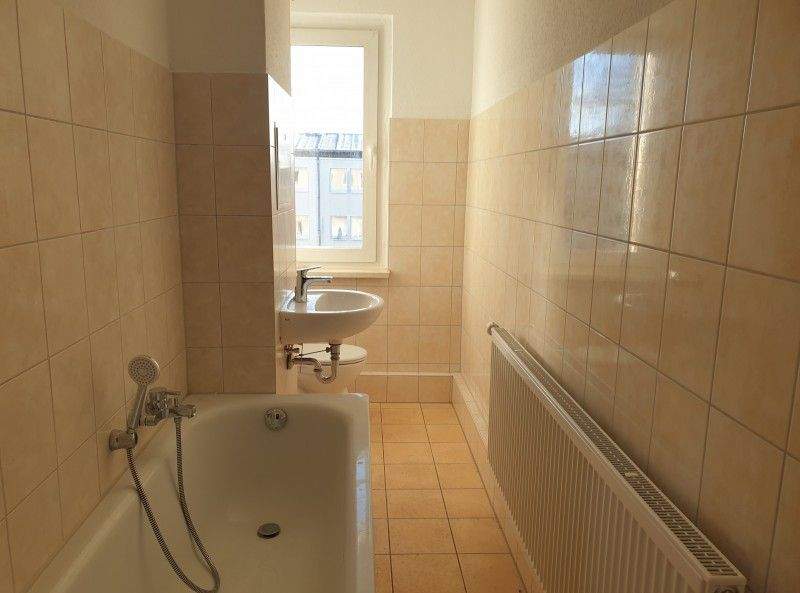 Etagenwohnung Braunsbedra Neumark - 2 Zimmer, 47 m&sup2;, 284&euro; | Angebot:25562424