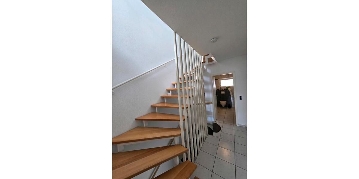 Reihenhaus Reinheim - 5 Zimmer, 125 m&sup2;, 1.450&euro; | Angebot:25977482