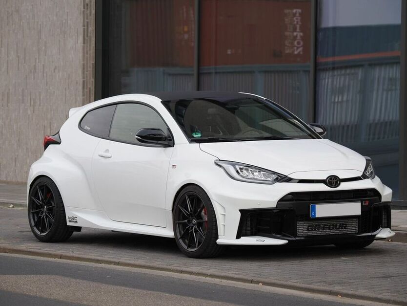Yaris