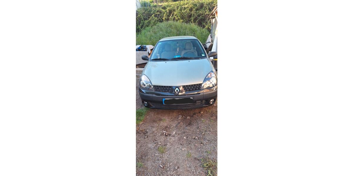 Renault Clio 91.000 km 950 &euro; Lauda-Königshofen 97922