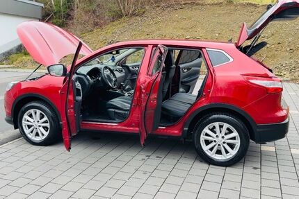 Nissan Qashqai 182.750 km 7.999 &euro; Wenden 57482