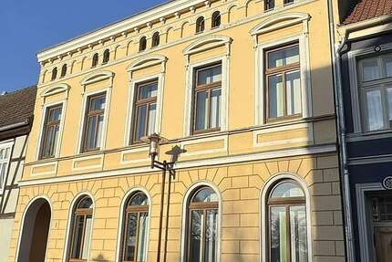 Haus Parchim - 8 Zimmer, 230 m&sup2;, 440.000&euro; | Angebot:26089867