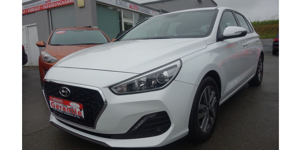 Hyundai i30 37.600 km 14.890 &euro; Hof 95030
