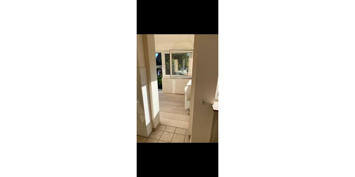 Erdgeschoßwohnung Mannheim Niederfeld - 3.5 Zimmer, 110 m&sup2;, 1.300&euro; | Angebot:25982352