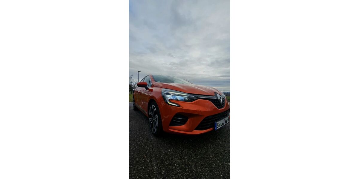 Renault Clio 74.000 km 11.300 &euro; Stuttgart 70435