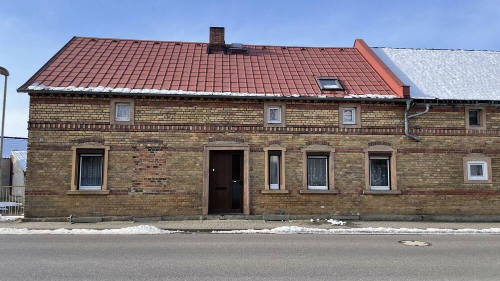 Einfamilienhaus Bernsdorf Wiednitz - 6 Zimmer, 153 m&sup2;, 75.000&euro; | Angebot:25930128