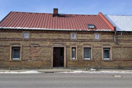 Haus Bernsdorf Wiednitz - 6 Zimmer, 153 m&sup2;, 75.000&euro; | Angebot:25930128