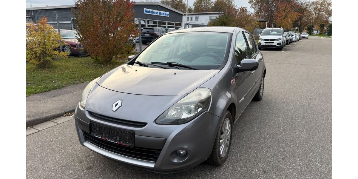 Renault Clio 118.000 km 2.199 &euro; lahr 77933