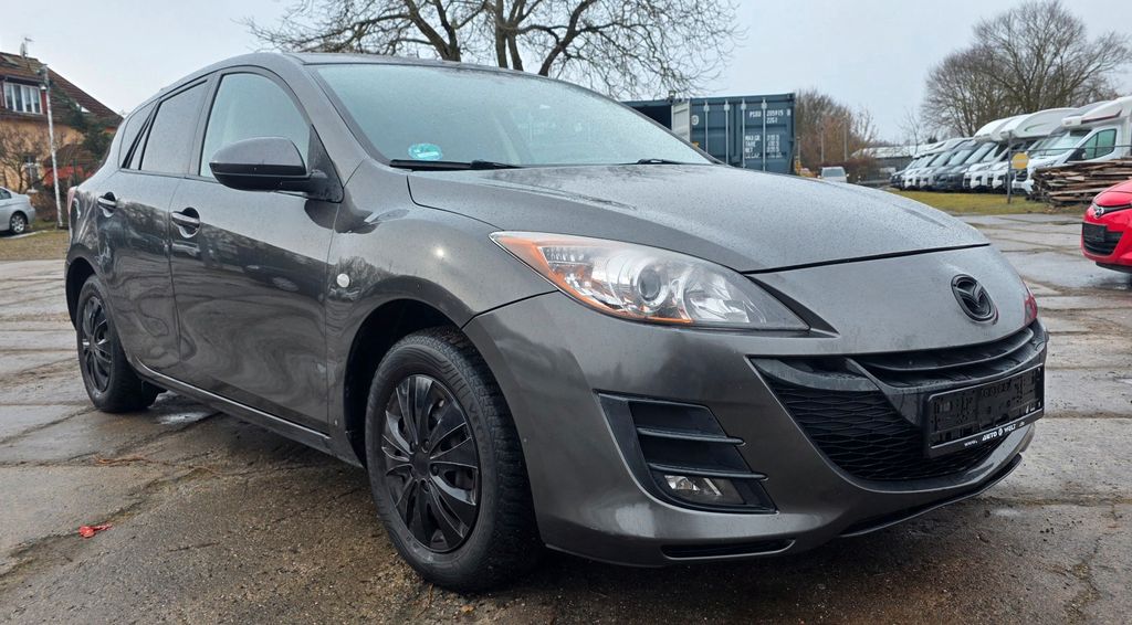 Mazda 3 93.156 km 5.490 &euro; Fredersdorf - Vogelsdorf 15370