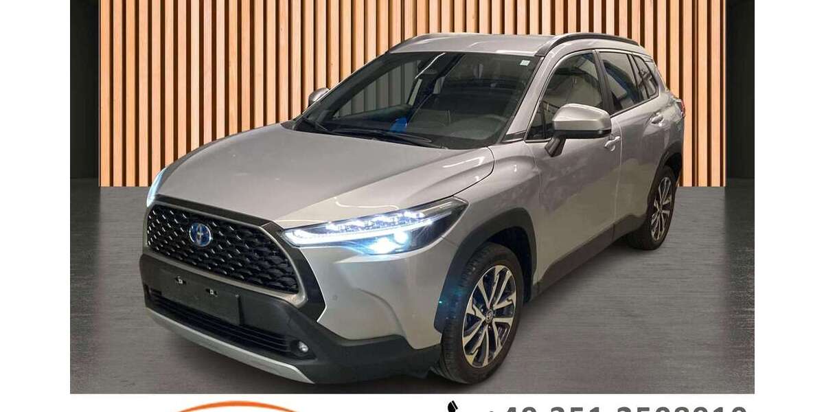 Toyota Corolla Cross 3.100 km 33.980 &euro; Dresden/Weißig 01328