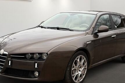 Alfa Romeo 159 206.043 km 1.699 &euro; Berlin 12681