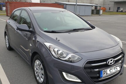 Hyundai i30 174.823 km 7.490 € Kaltenkirchen 24568