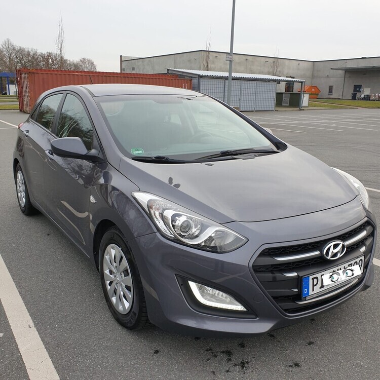 Hyundai i30 174.823 km 7.490 € Kaltenkirchen 24568