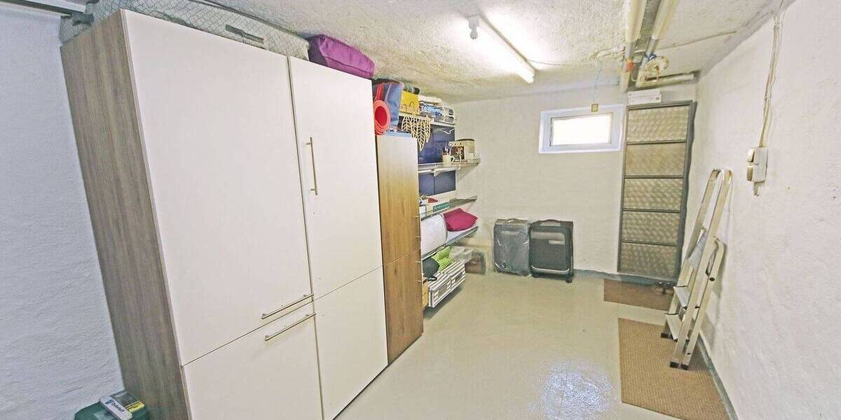 Etagenwohnung Dessau-Roßlau Roßlau - 3 Zimmer, 67 m&sup2;, 92.000&euro; | Angebot:25780809