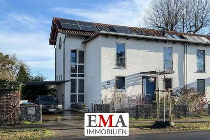 Haus zum Kaufen in Falkensee 890.000 € 216 m² 5 zimmer